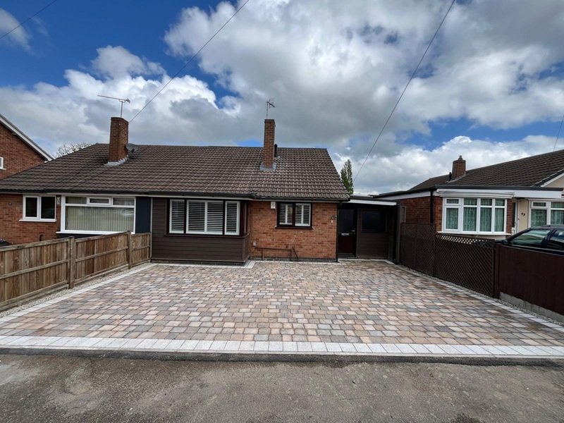 Darlington Landscaper - Landscaping & Driveways Services